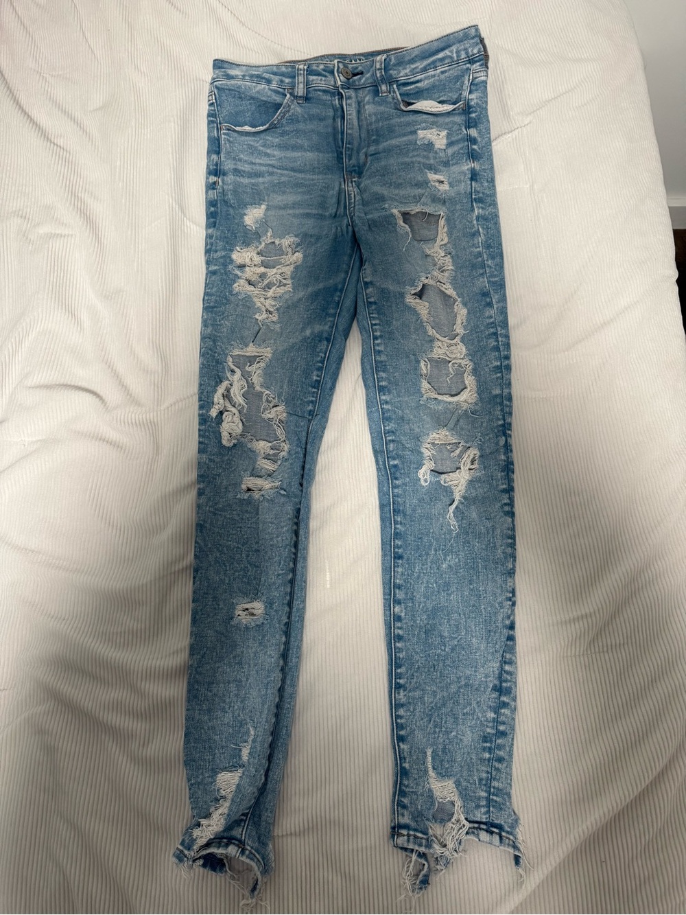 American Eagle Outfitters Light Blue Ripped Skinny Jeans